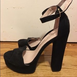 Chinese laundry heels